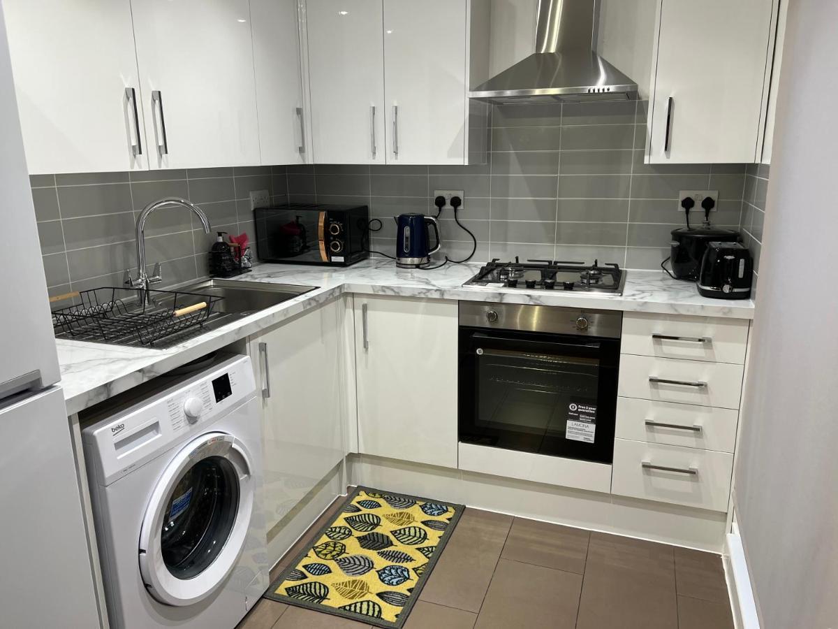 Poplar Guest House Лондон Экстерьер фото