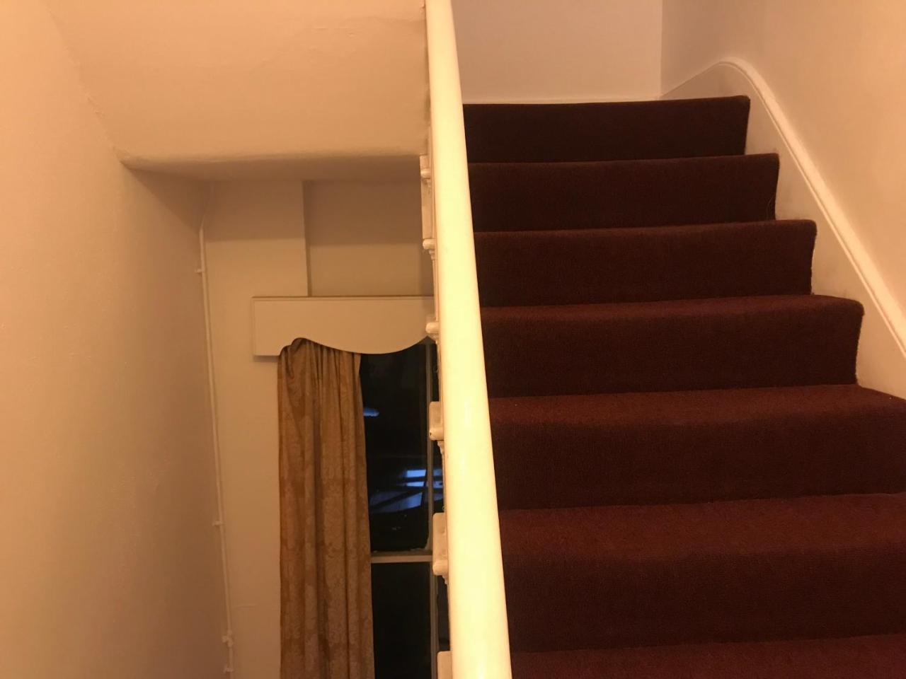 Poplar Guest House Лондон Экстерьер фото