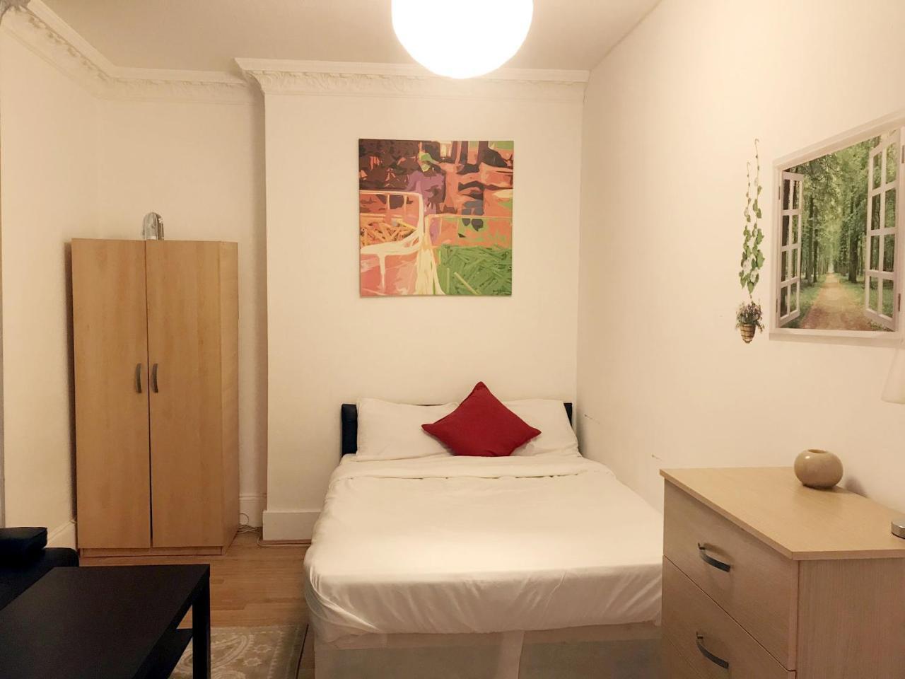 Poplar Guest House Лондон Экстерьер фото